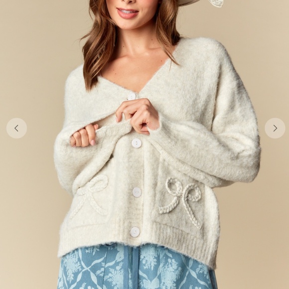 Rareraw “ Elsa “ Rareraw Braided Bow Sweater Cardigan 95A - Picture 2 of 6